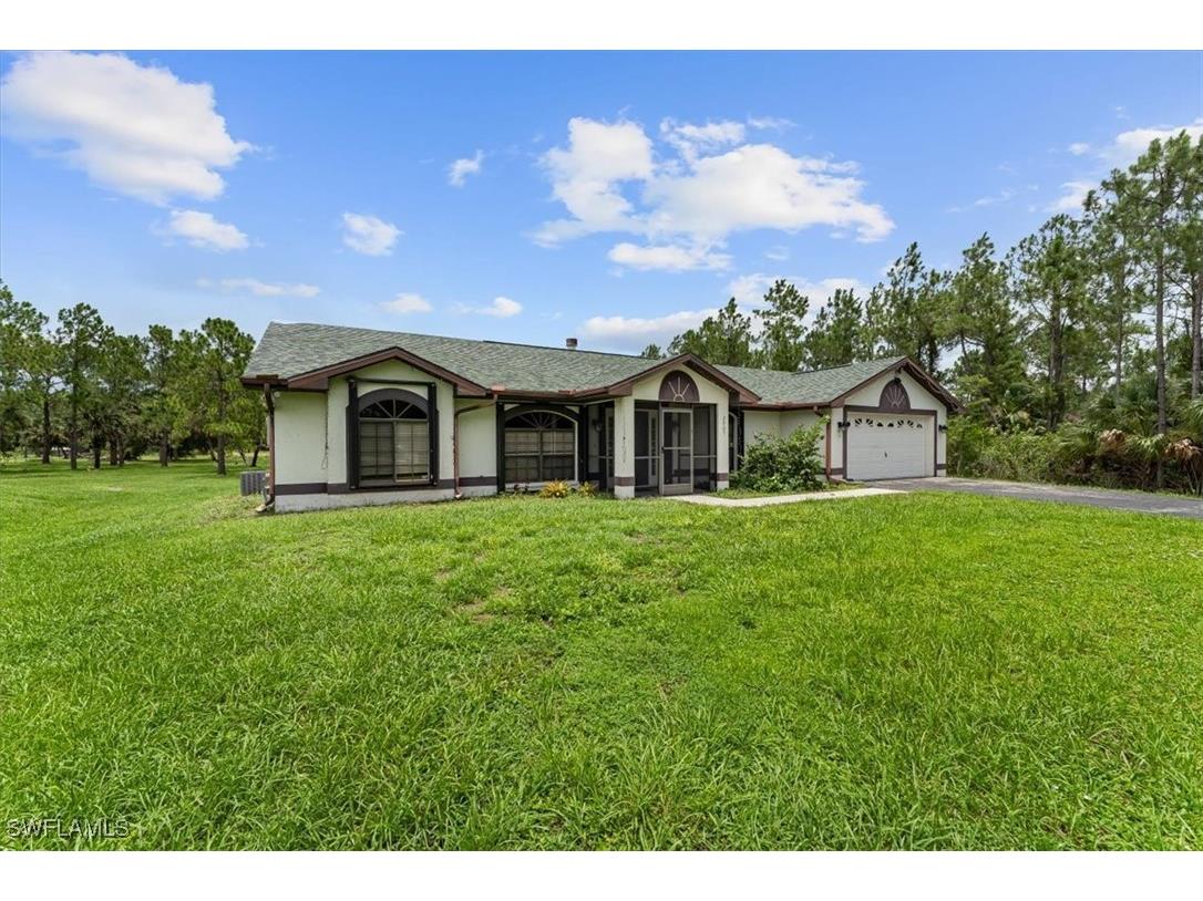 2905 10th Avenue SE Naples FL 34117 225063845 image1