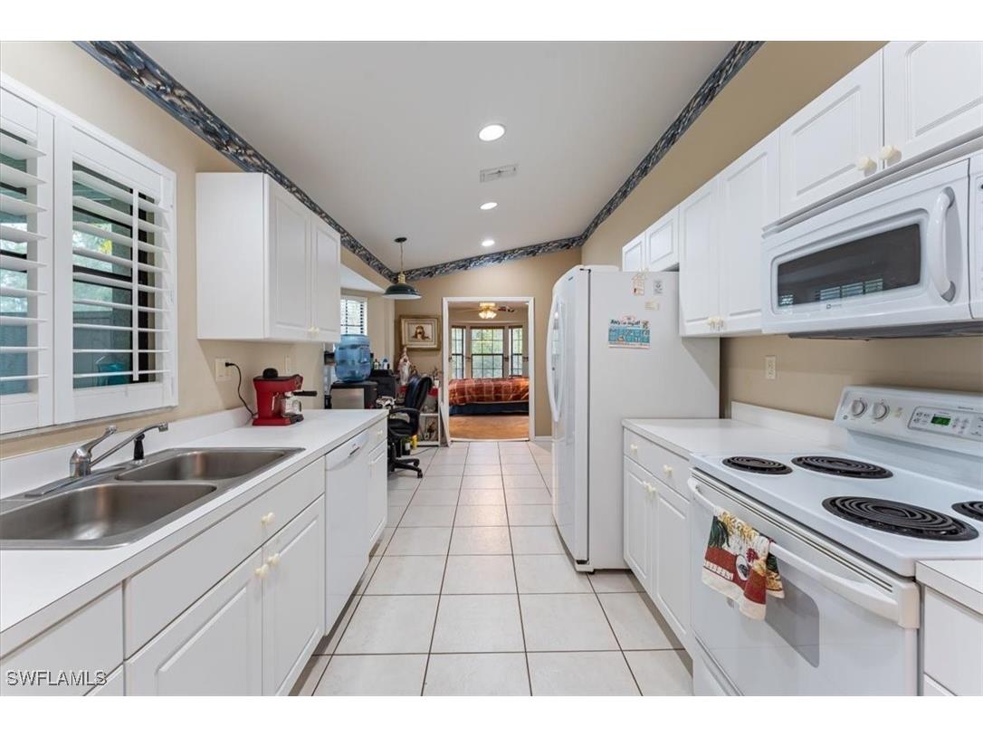 2905 10th Avenue SE Naples FL 34117 225063845 image7