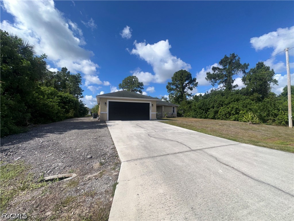2905 20th Street W Lehigh Acres FL 33971 2026022365 image2