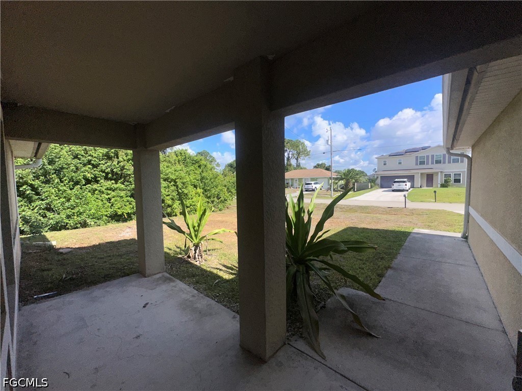 2905 20th Street W Lehigh Acres FL 33971 2026022365 image4