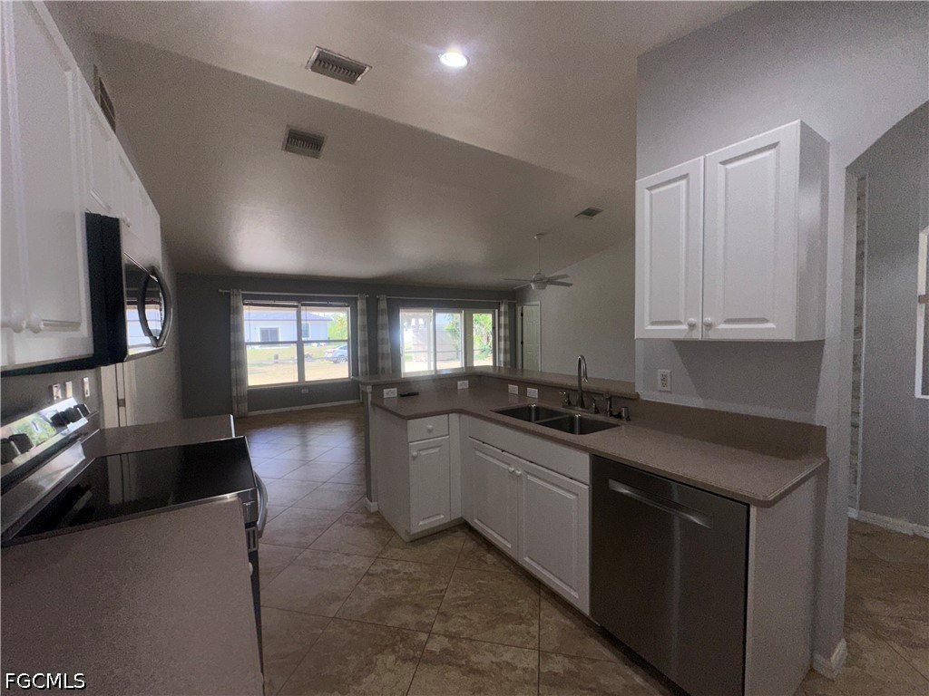 2905 20th Street W Lehigh Acres FL 33971 2026022365 image7