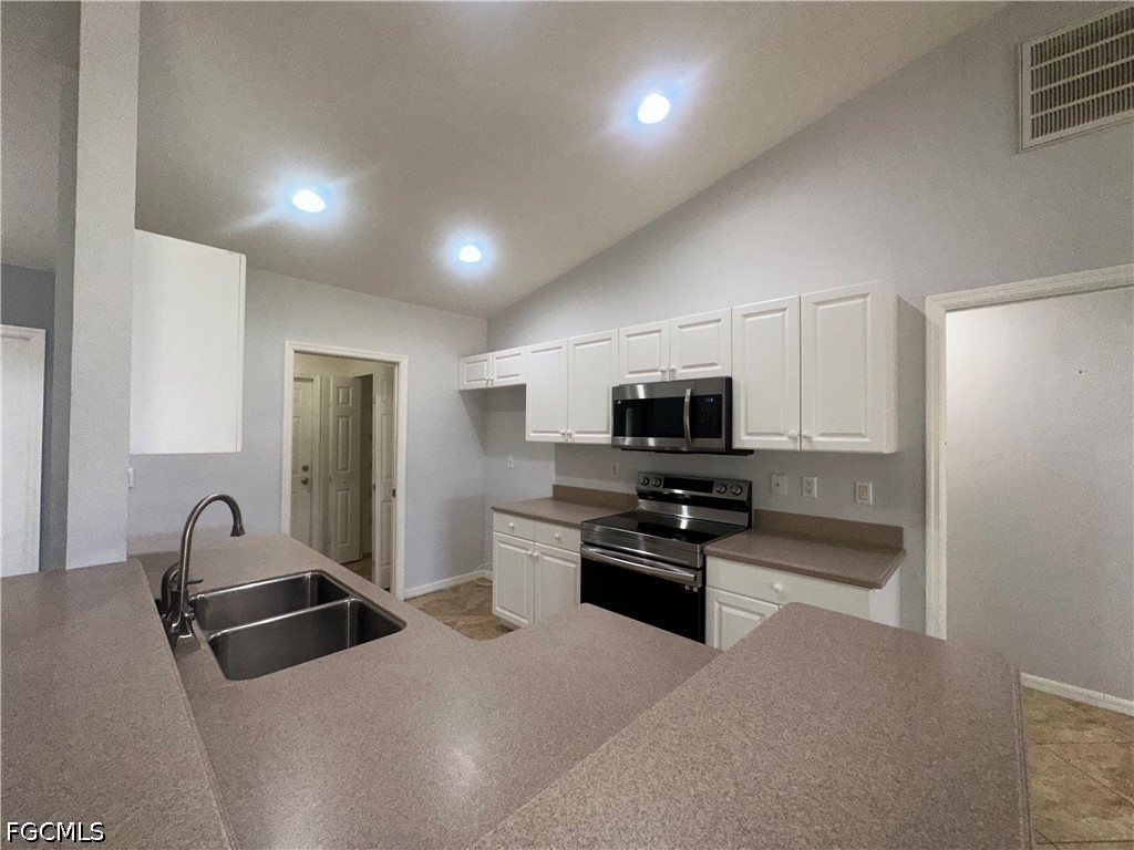 2905 20th Street W Lehigh Acres FL 33971 2026022365 image9
