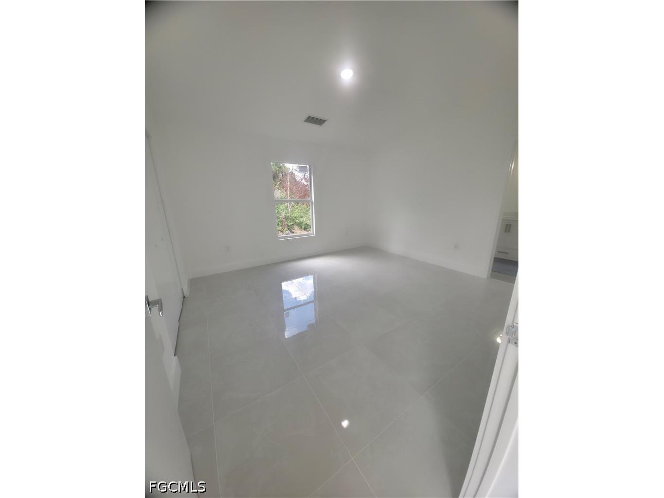 2905 26th Street W Lehigh Acres FL 33971 2026013966 image6