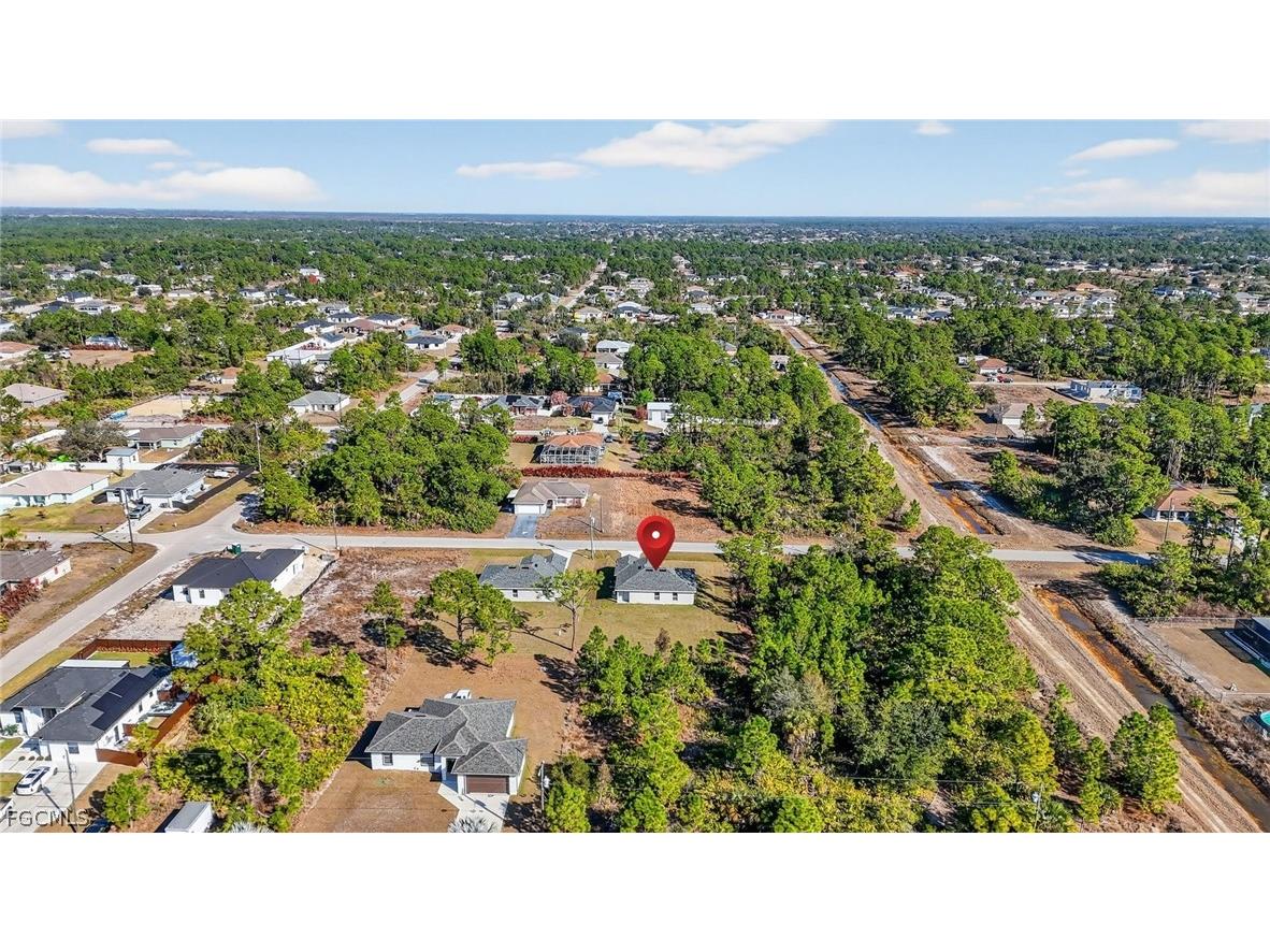 2905 38th Street W Lehigh Acres FL 33971 2025013609 image40