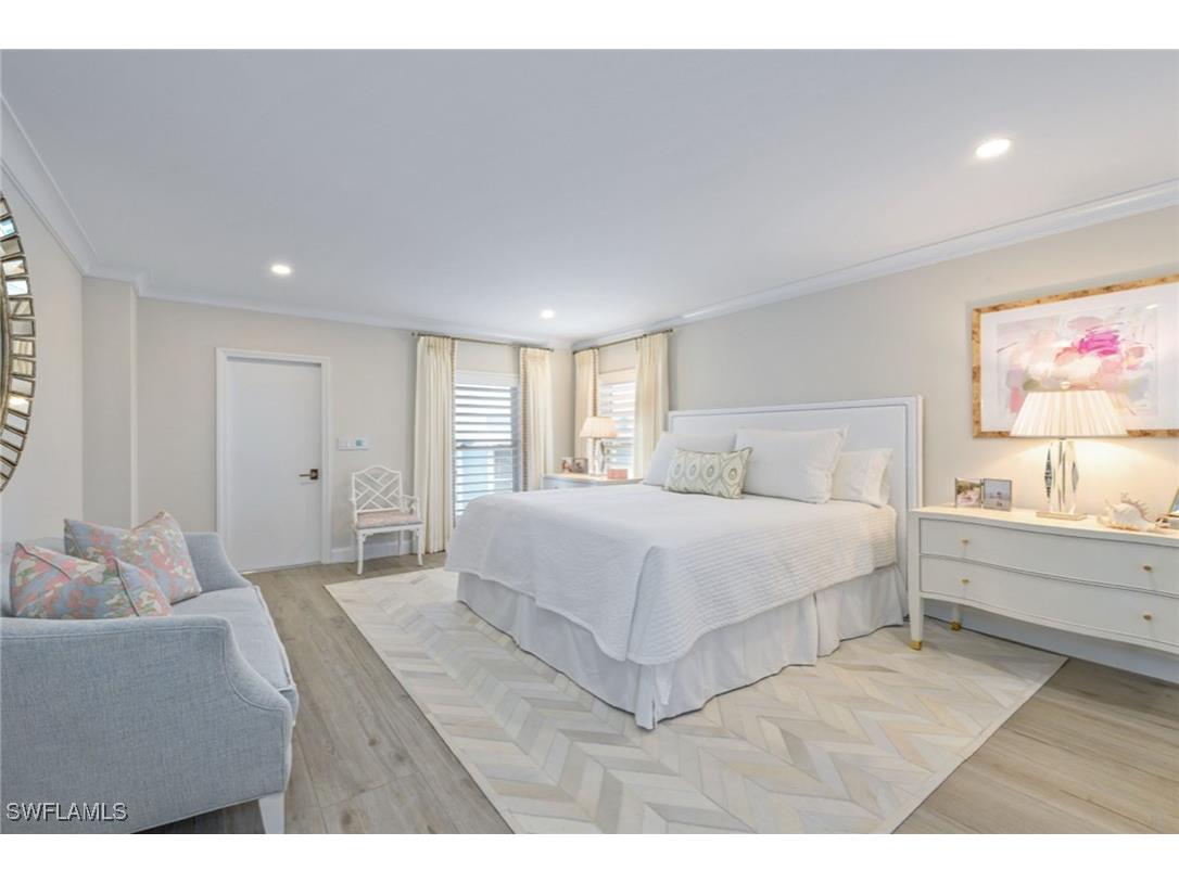 2905 Gulf Shore Boulevard N #703N Naples FL 34103 225082127 image20