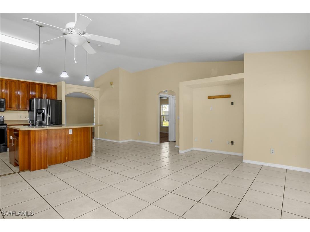 2905 NE 1st Place Cape Coral FL 33909 225073780 image9