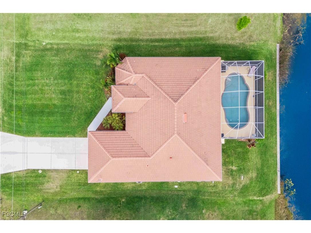 2905 NW 22nd Place Cape Coral FL 33993 2025025206 image42