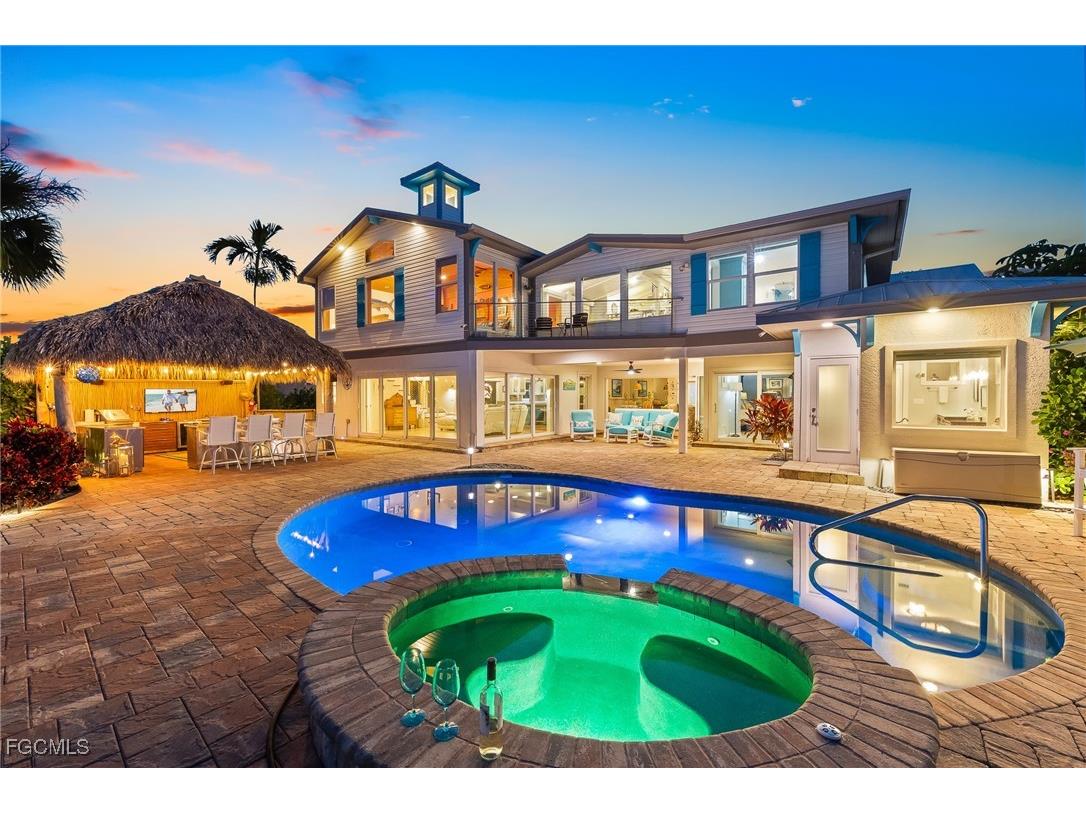 2905 SE 22nd Place Cape Coral FL 33904 2026000372 image1