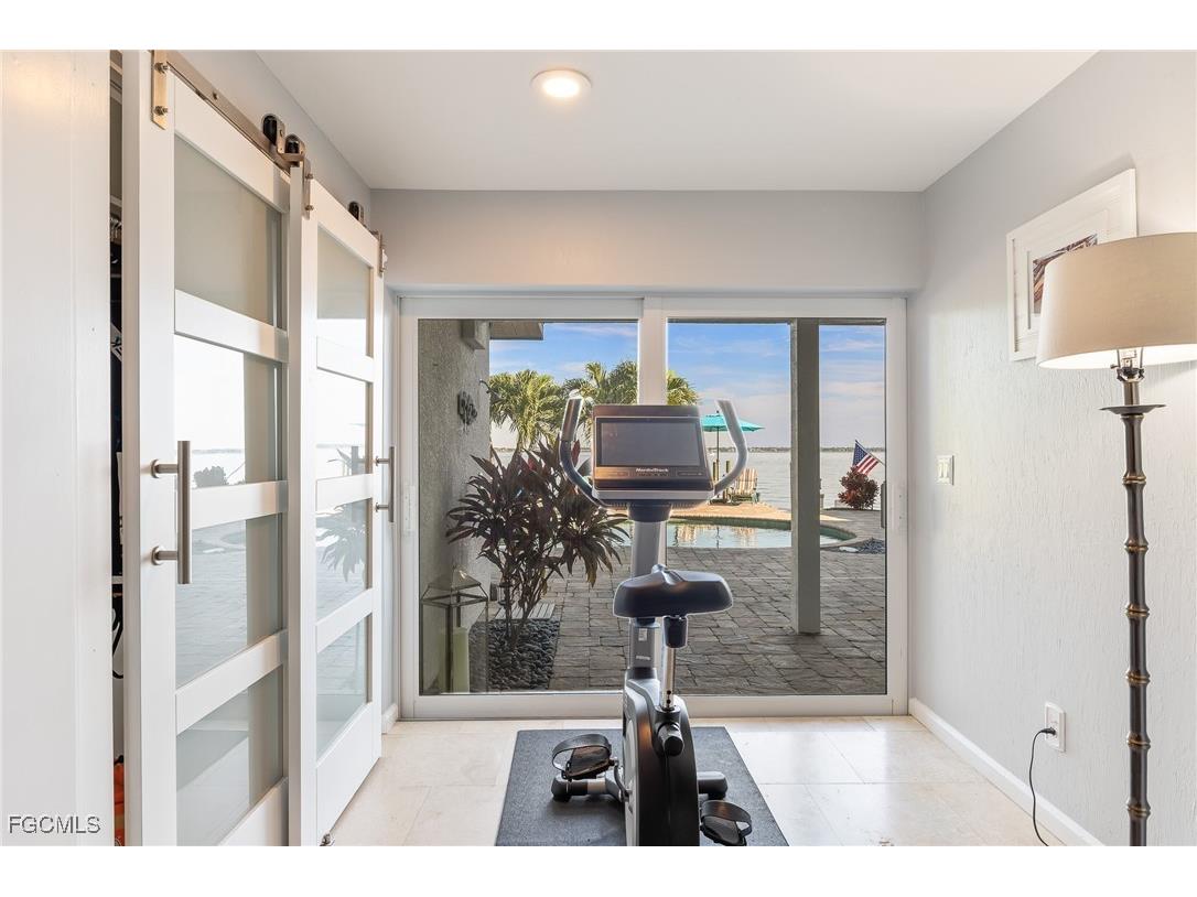 2905 SE 22nd Place Cape Coral FL 33904 2026000372 image18