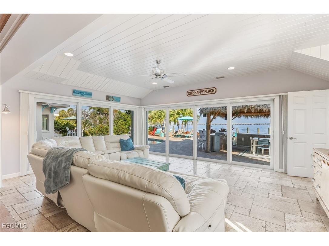 2905 SE 22nd Place Cape Coral FL 33904 2026000372 image29