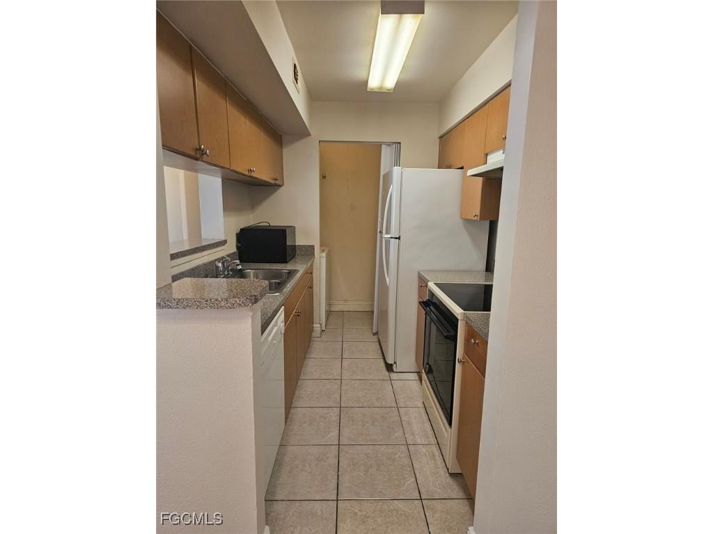 2905 Winkler Avenue #713 Fort Myers FL 33916 2026003513 image8