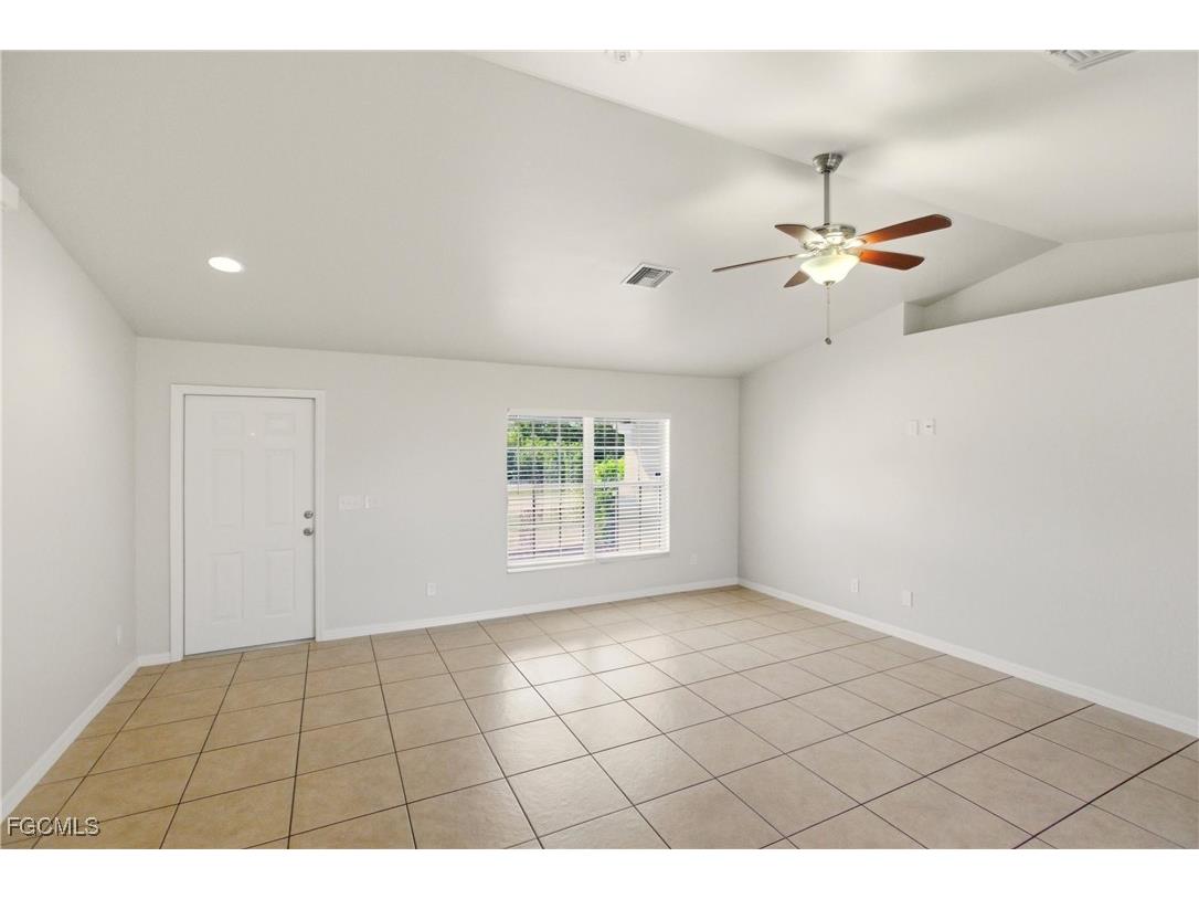 2906 26th Street SW Lehigh Acres FL 33976 2025022022 image3