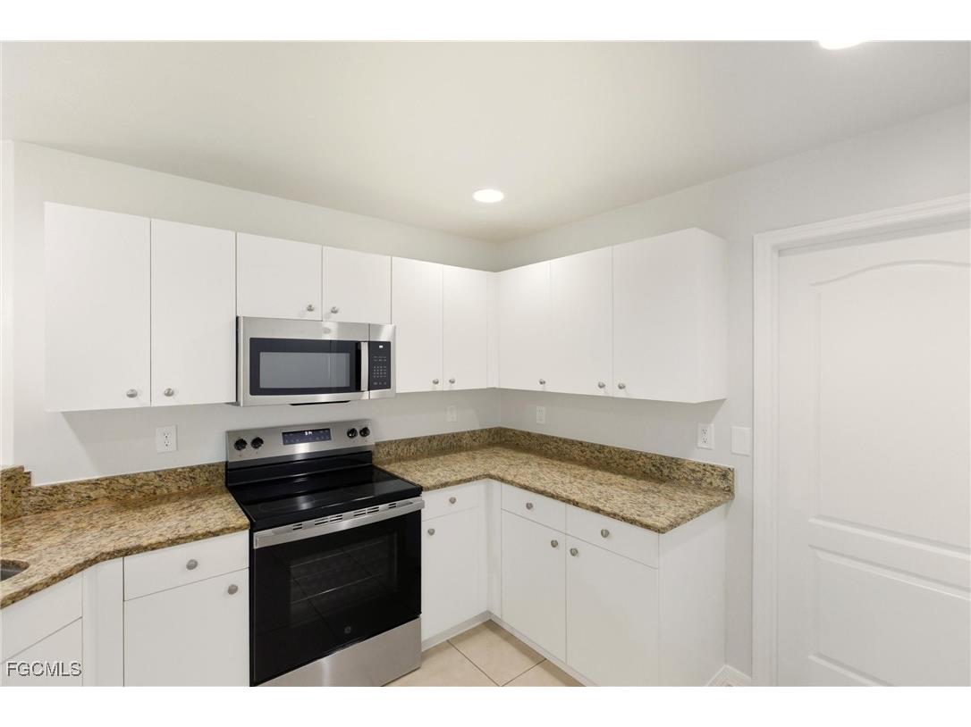 2906 26th Street SW Lehigh Acres FL 33976 2025022022 image7