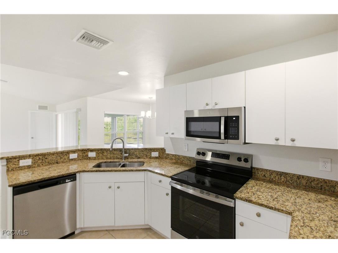 2906 26th Street SW Lehigh Acres FL 33976 2025022022 image8