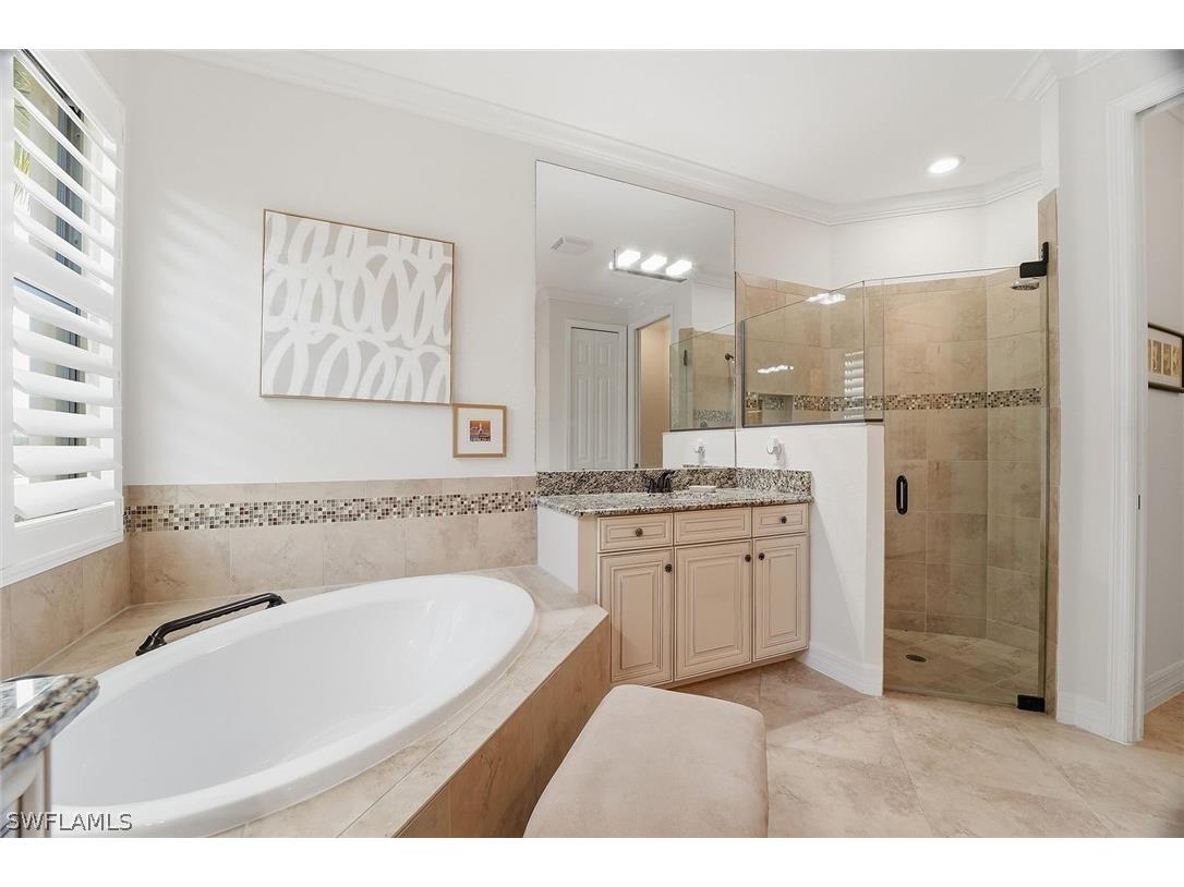 2906 Aviamar Circle Naples FL 34114 225073141 image23