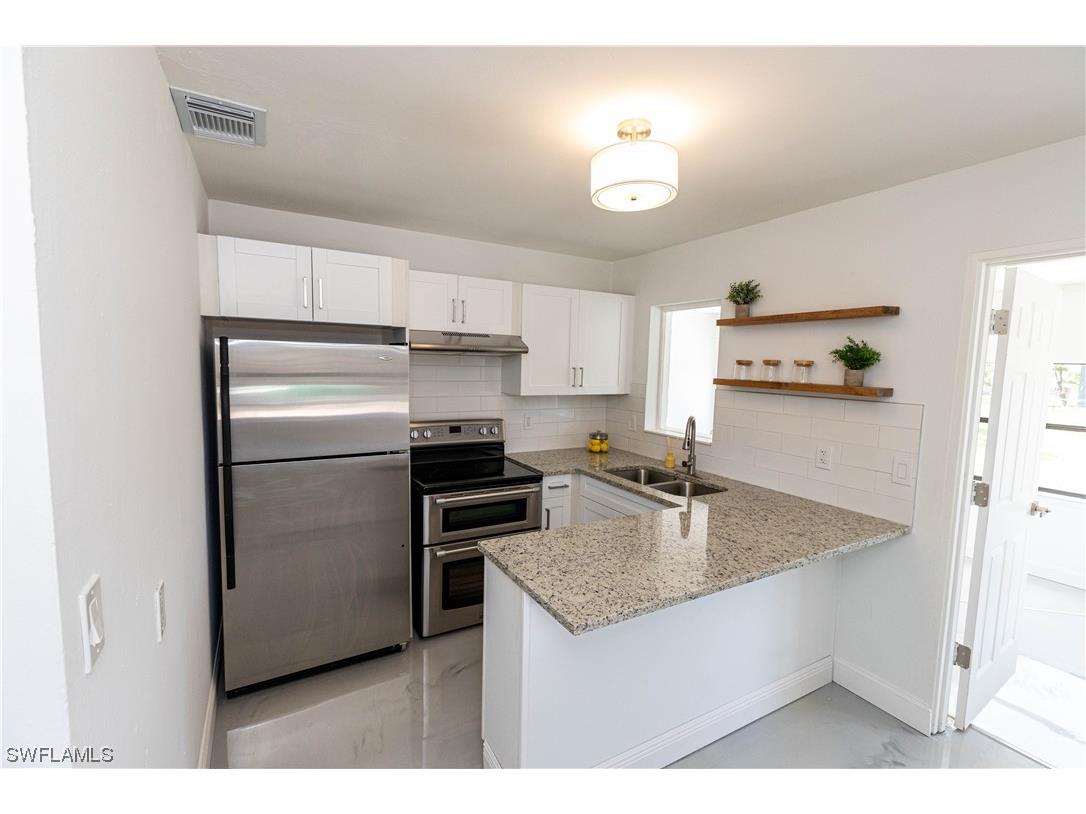 2906 Saint Charles Street Fort Myers FL 33916 223057417 image1