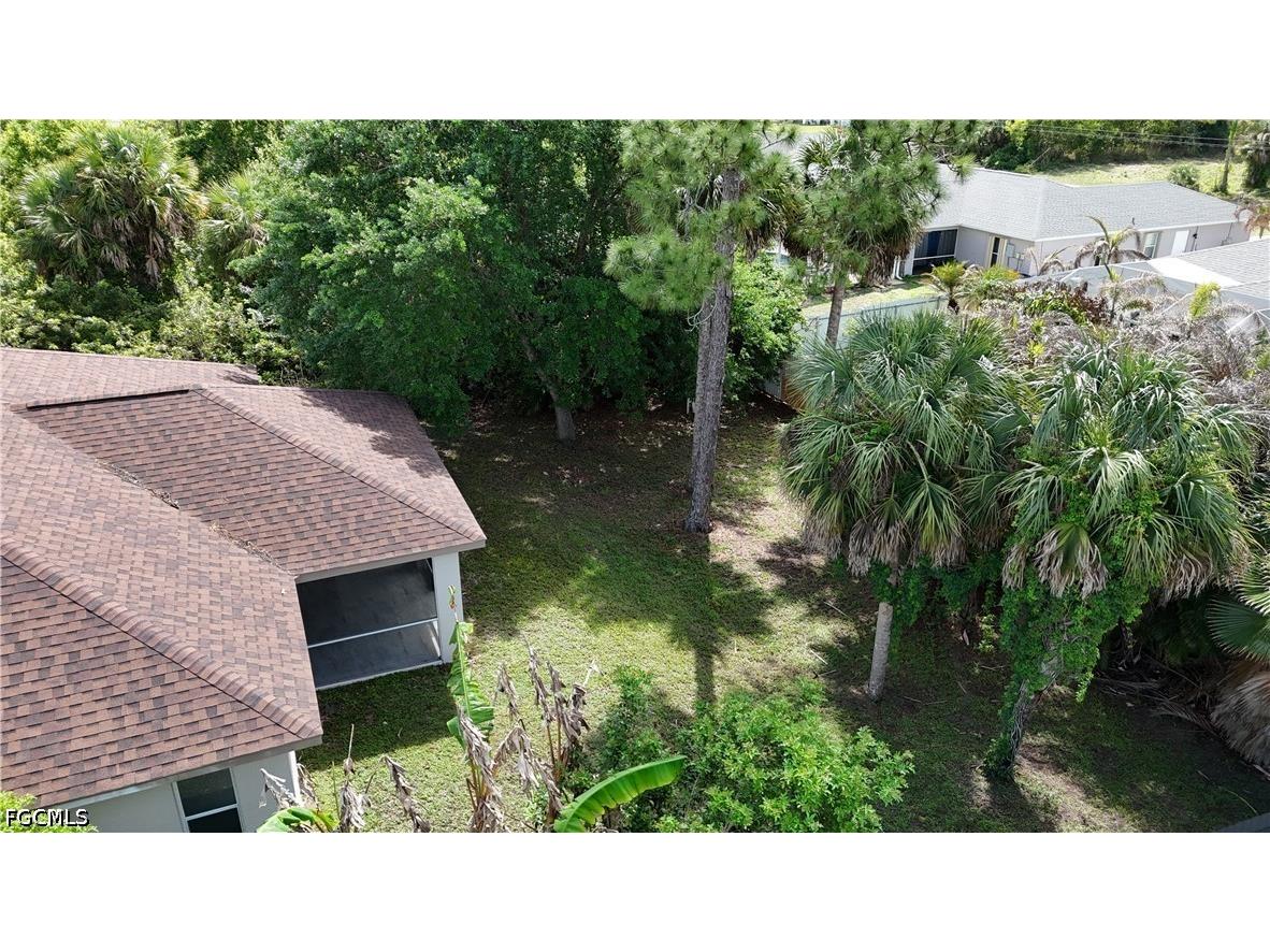 2907 12th Street W Lehigh Acres FL 33971 2026015700 image4