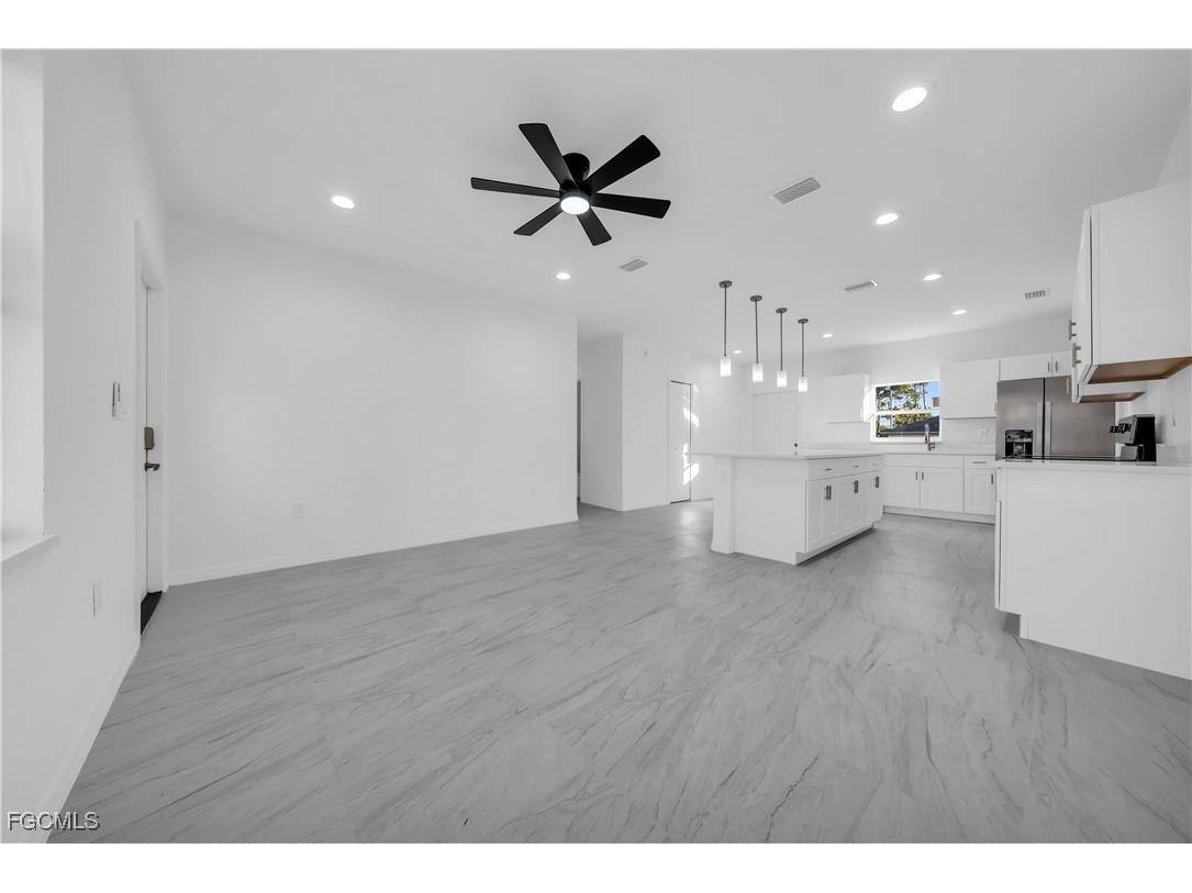 2907 8th Street W Lehigh Acres FL 33971 2026001131 image3