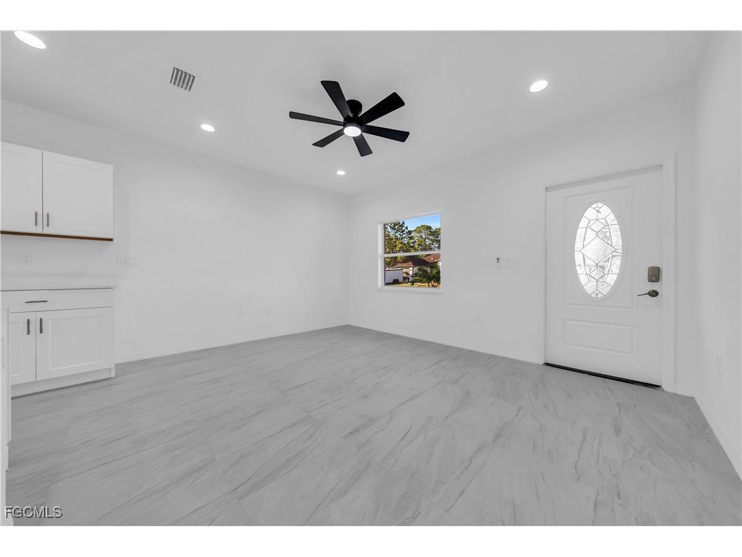 2907 8th Street W Lehigh Acres FL 33971 2026001131 image4