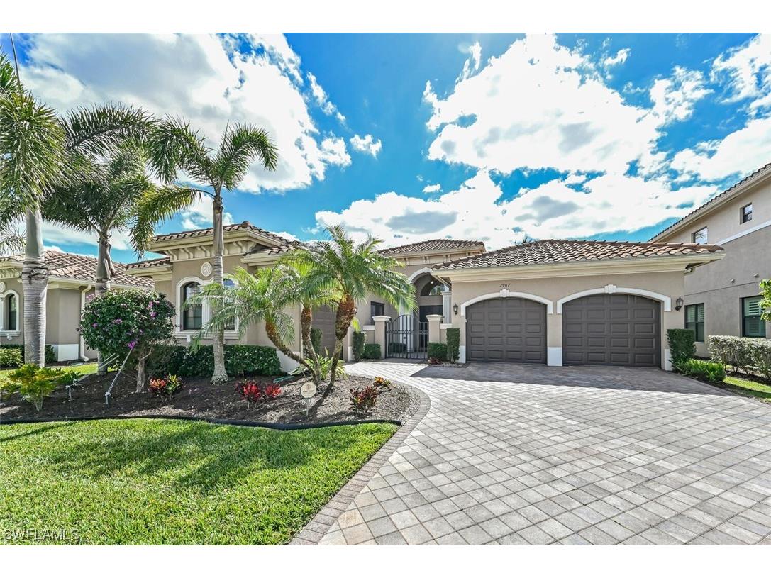 2907 Cinnamon Bay Circle Naples FL 34119 223009484 image1