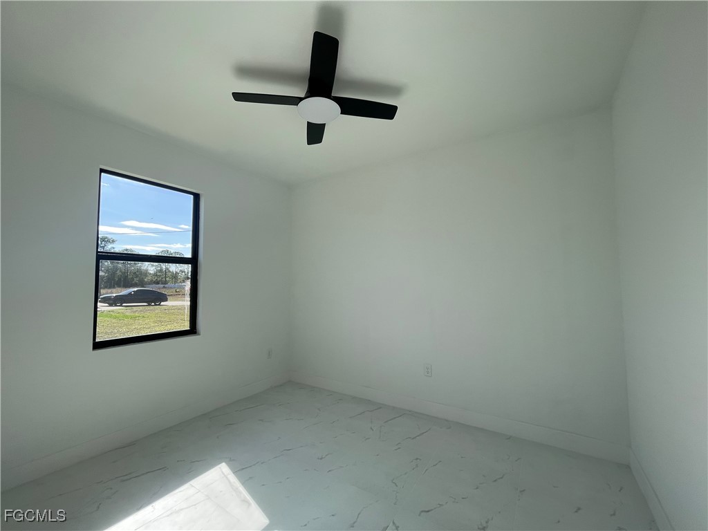 2907 Colin Avenue S Lehigh Acres FL 33976 2025016514 image5