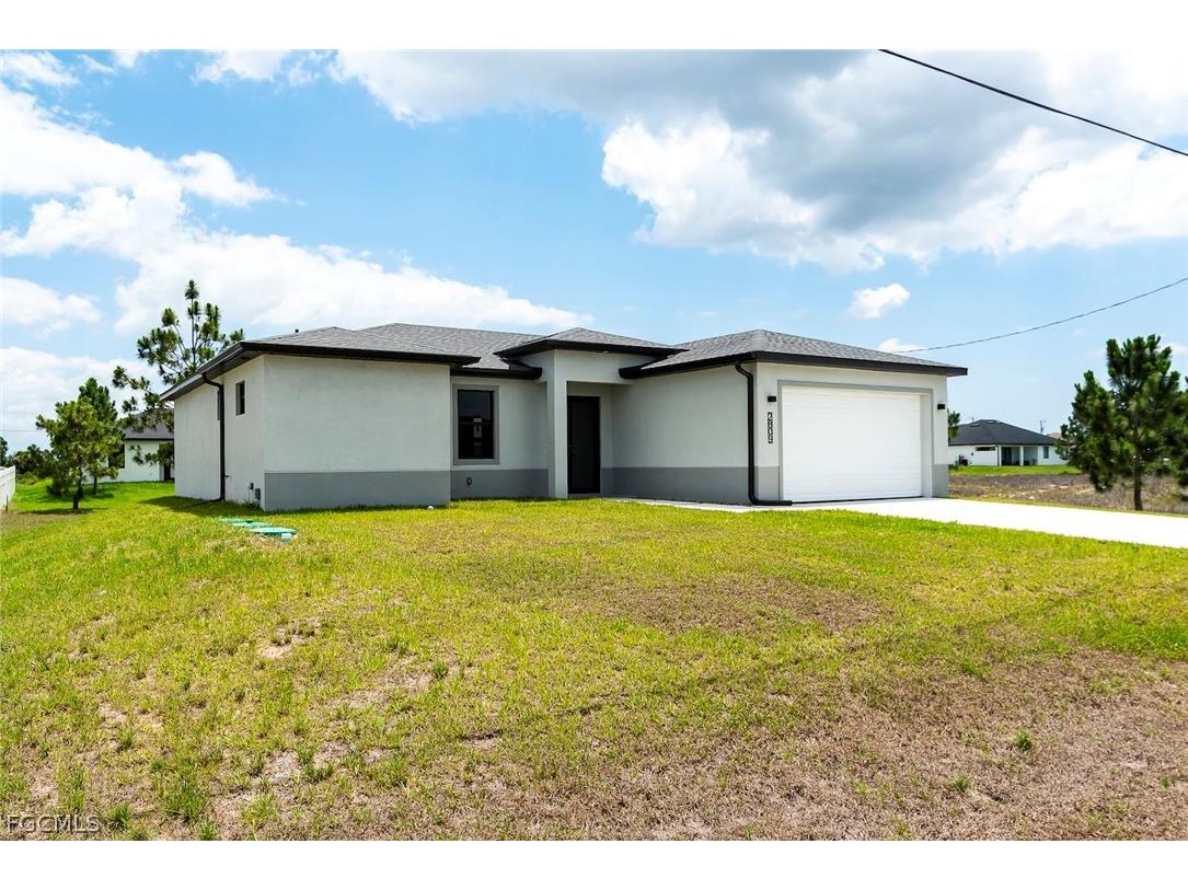 2907 Colin Avenue S Lehigh Acres FL 33976 2026007693 image2