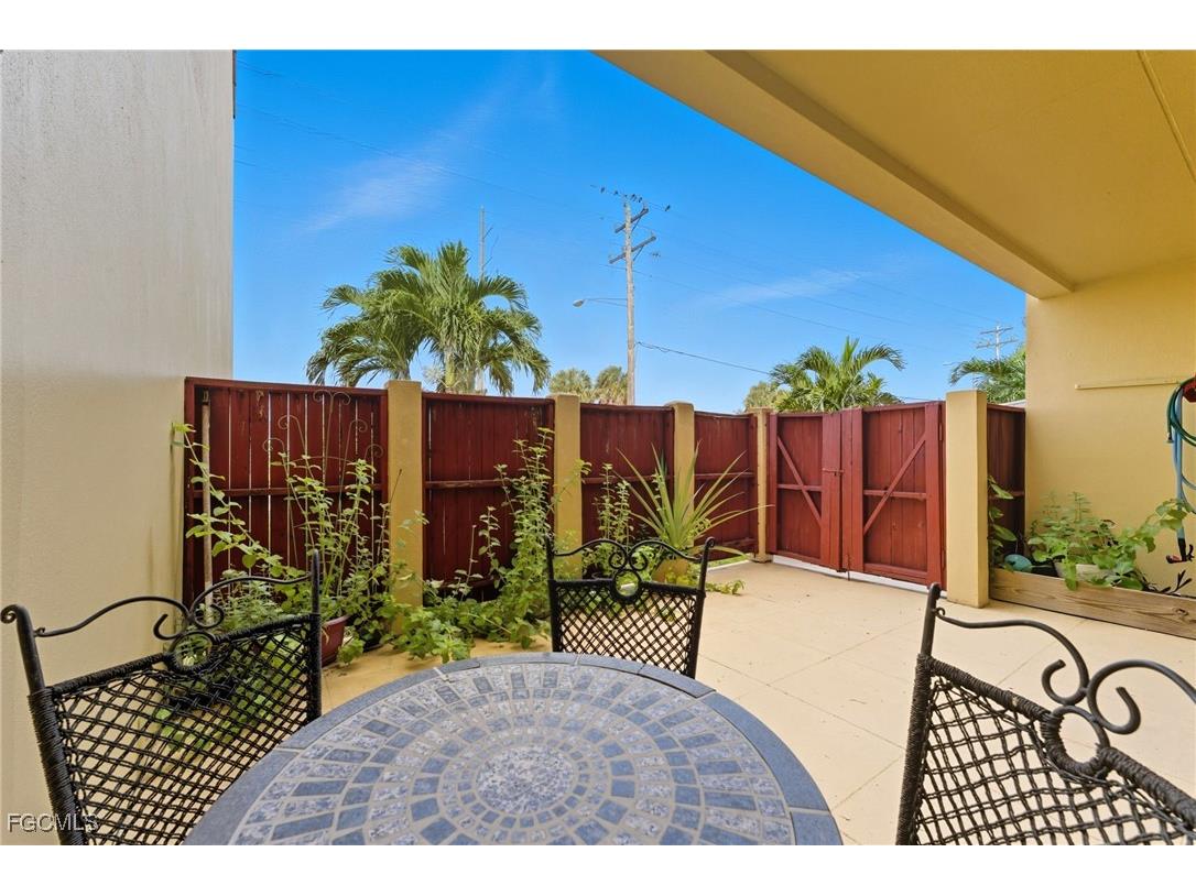 2907 Del Prado Boulevard S #B7 Cape Coral FL 33904 2025013798 image18