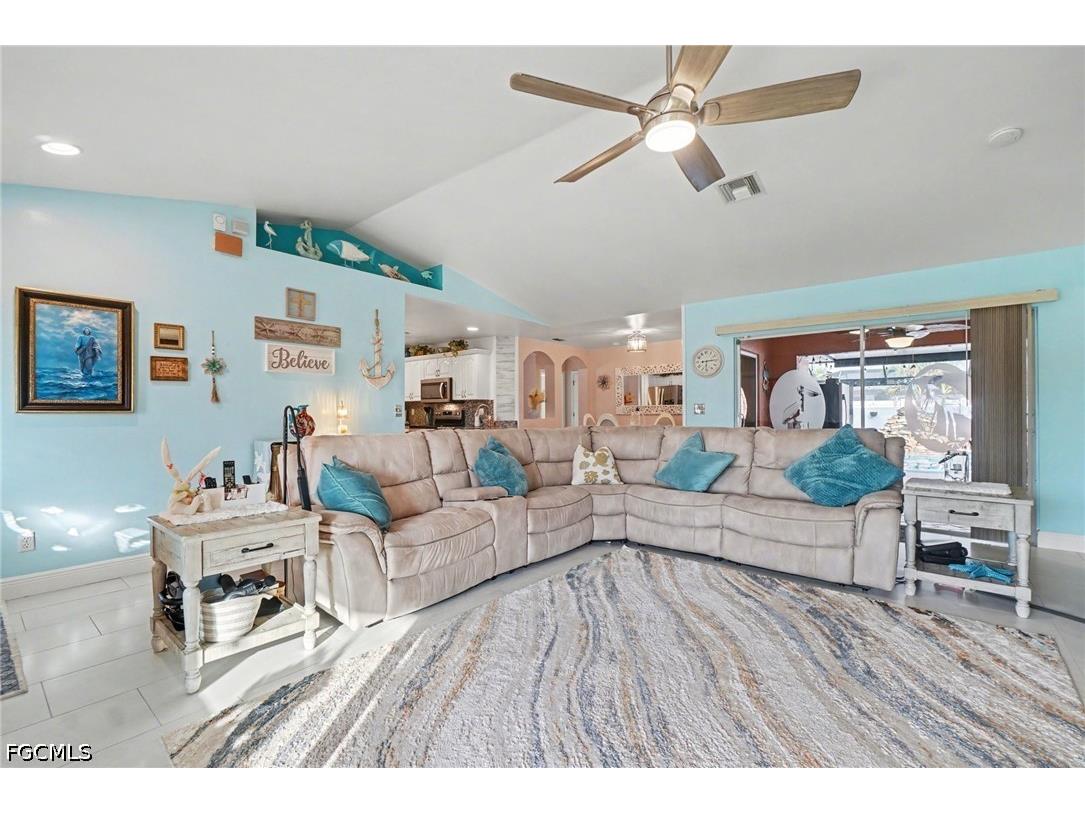 2907 NW 5th Place Cape Coral FL 33993 2026014326 image3