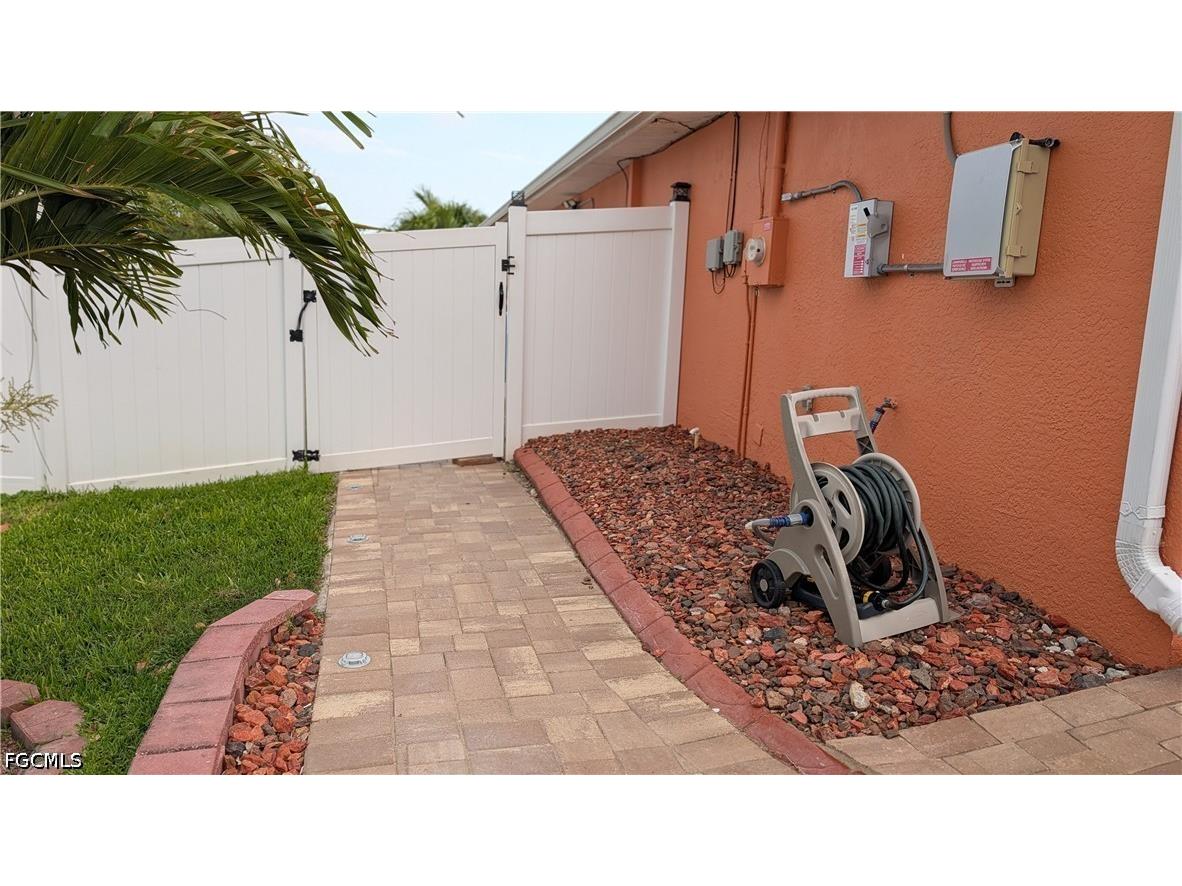 2907 NW 5th Place Cape Coral FL 33993 2026014326 image48