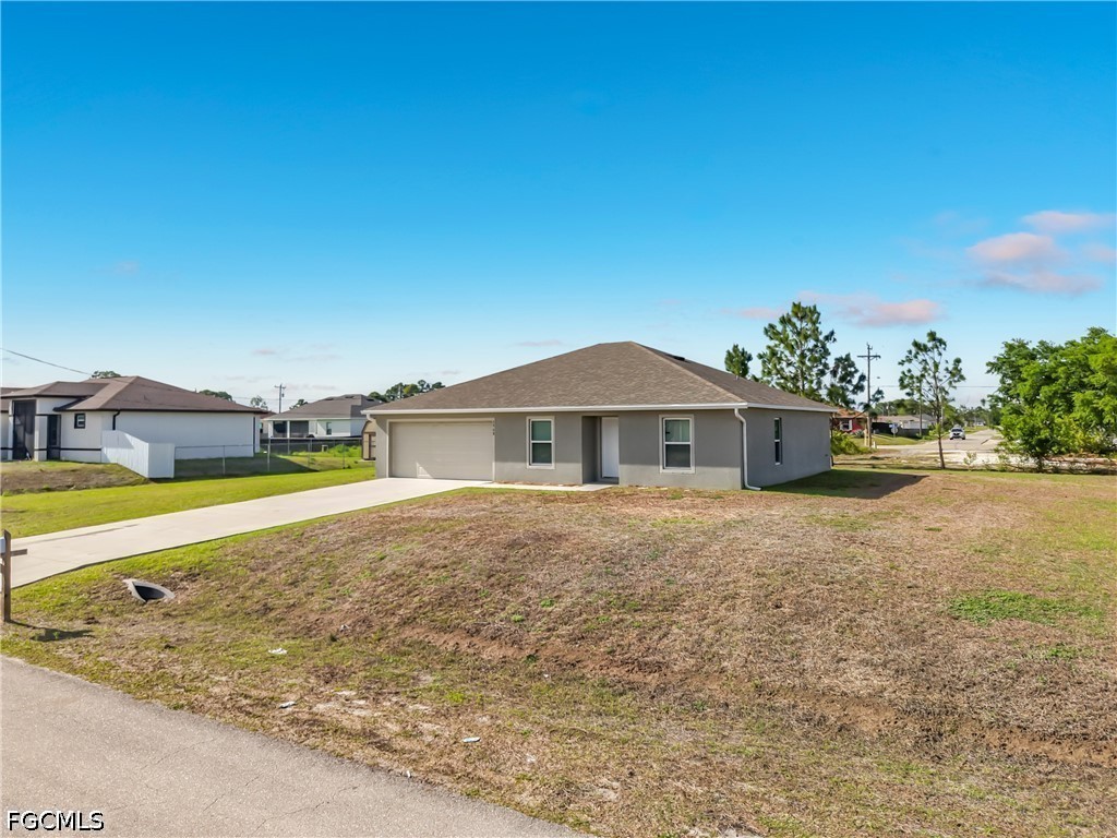 2908 24th Street SW Lehigh Acres FL 33976 2026016083 image1