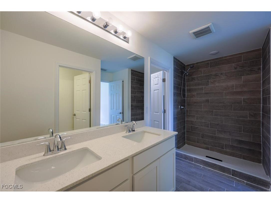 2908 NW 18th Avenue Cape Coral FL 33993 2025018727 image29