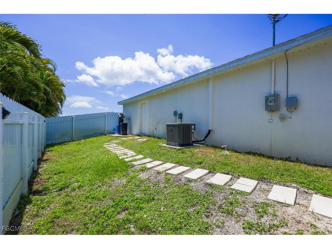 2908 NW 18th Avenue Cape Coral FL 33993 2025018727 image30
