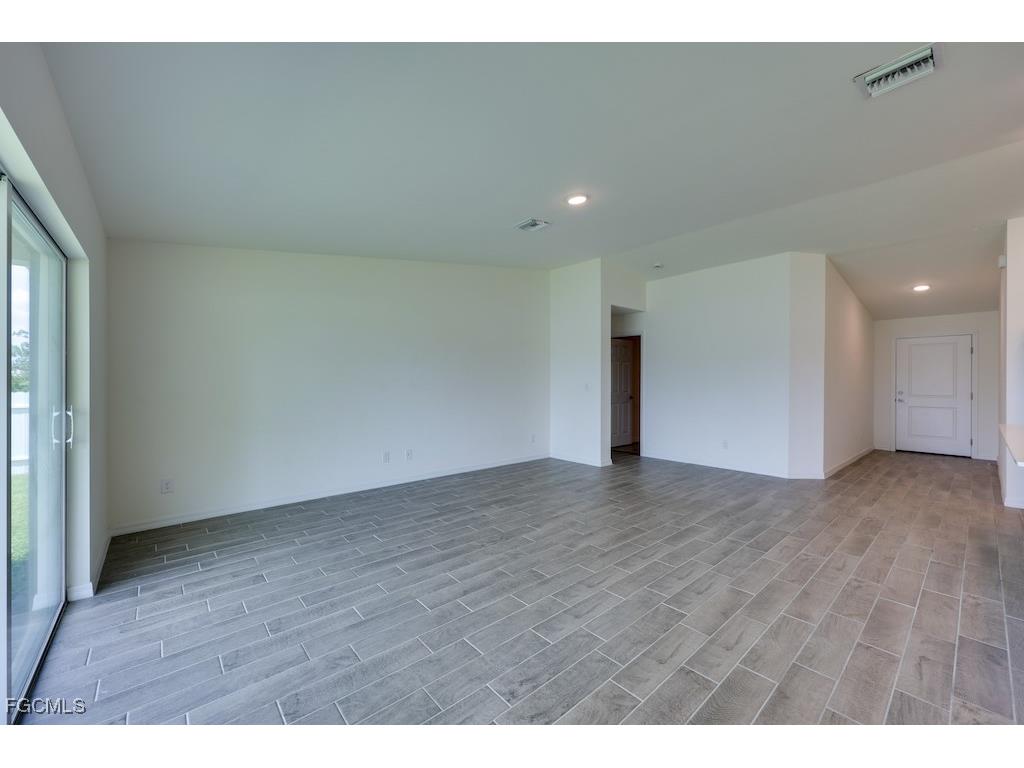 2908 NW 18th Avenue Cape Coral FL 33993 2025018727 image9