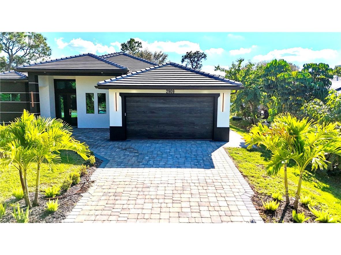 2909 10th Street W Lehigh Acres FL 33971 225036619 image1