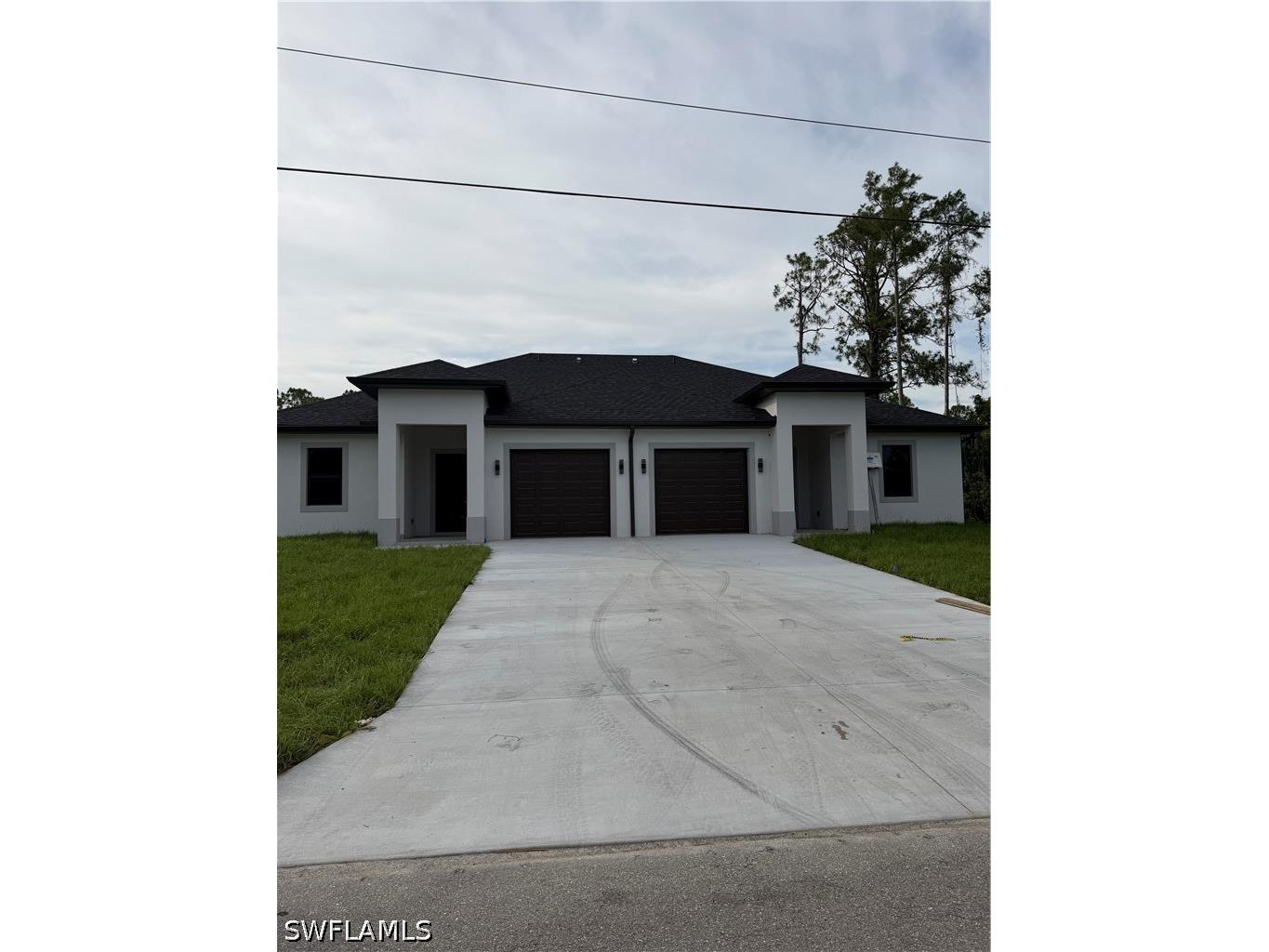 2909/2911 Owen Avenue S Lehigh Acres FL 33973 226024565 image1