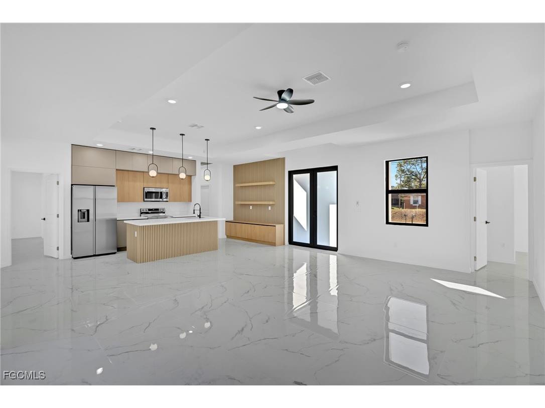 2909 9th Street W Lehigh Acres FL 33971 2026006145 image10