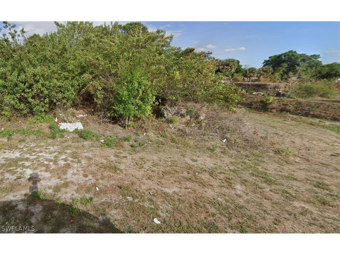 2909 Bruce Avenue S Lehigh Acres FL 33976 224057204 image1