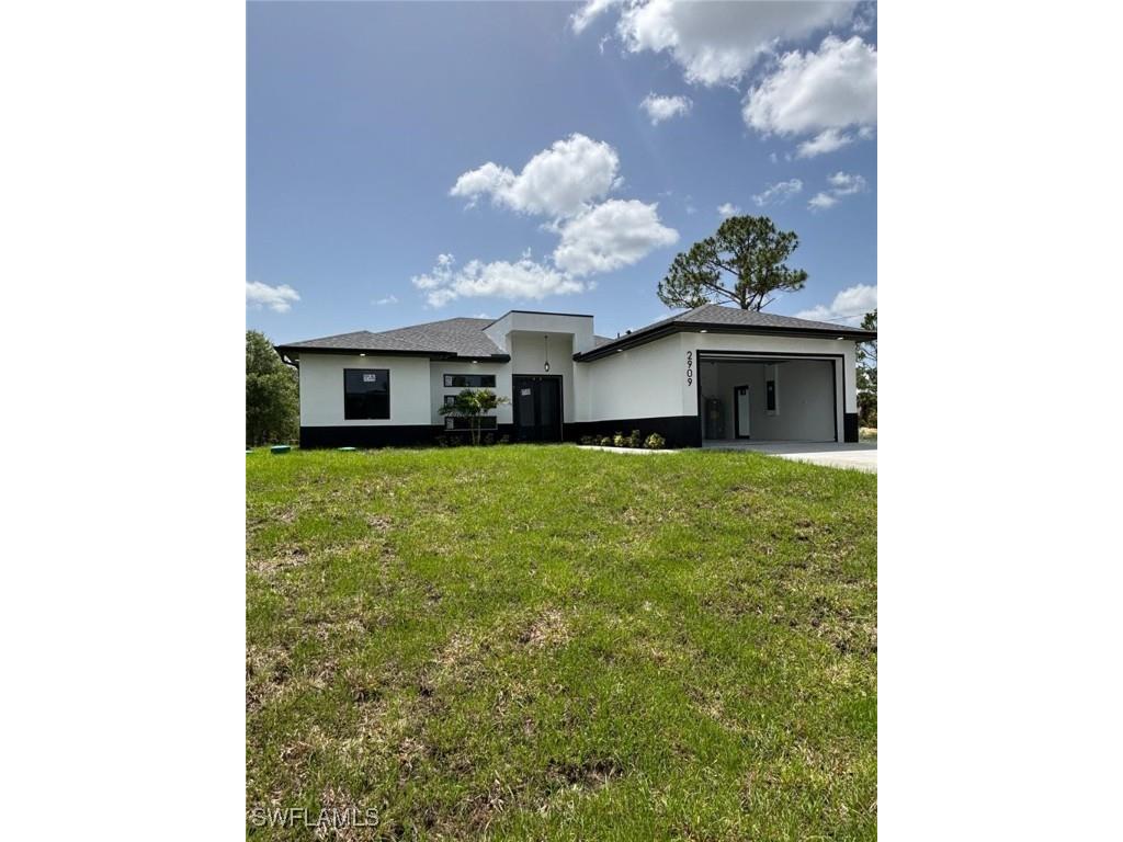 2909 Dora Avenue N Lehigh Acres FL 33971 225054691 image3