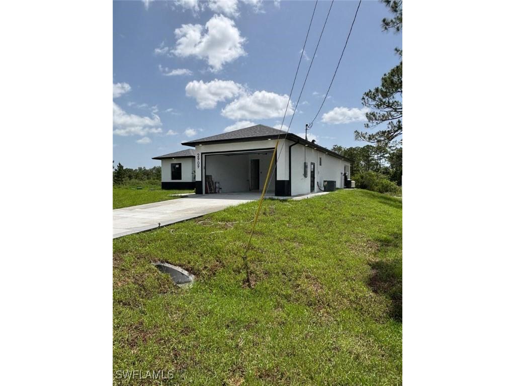 2909 Dora Avenue N Lehigh Acres FL 33971 225054691 image4