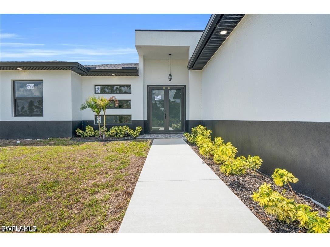 2909 Dora Avenue N Lehigh Acres FL 33971 226020770 image3