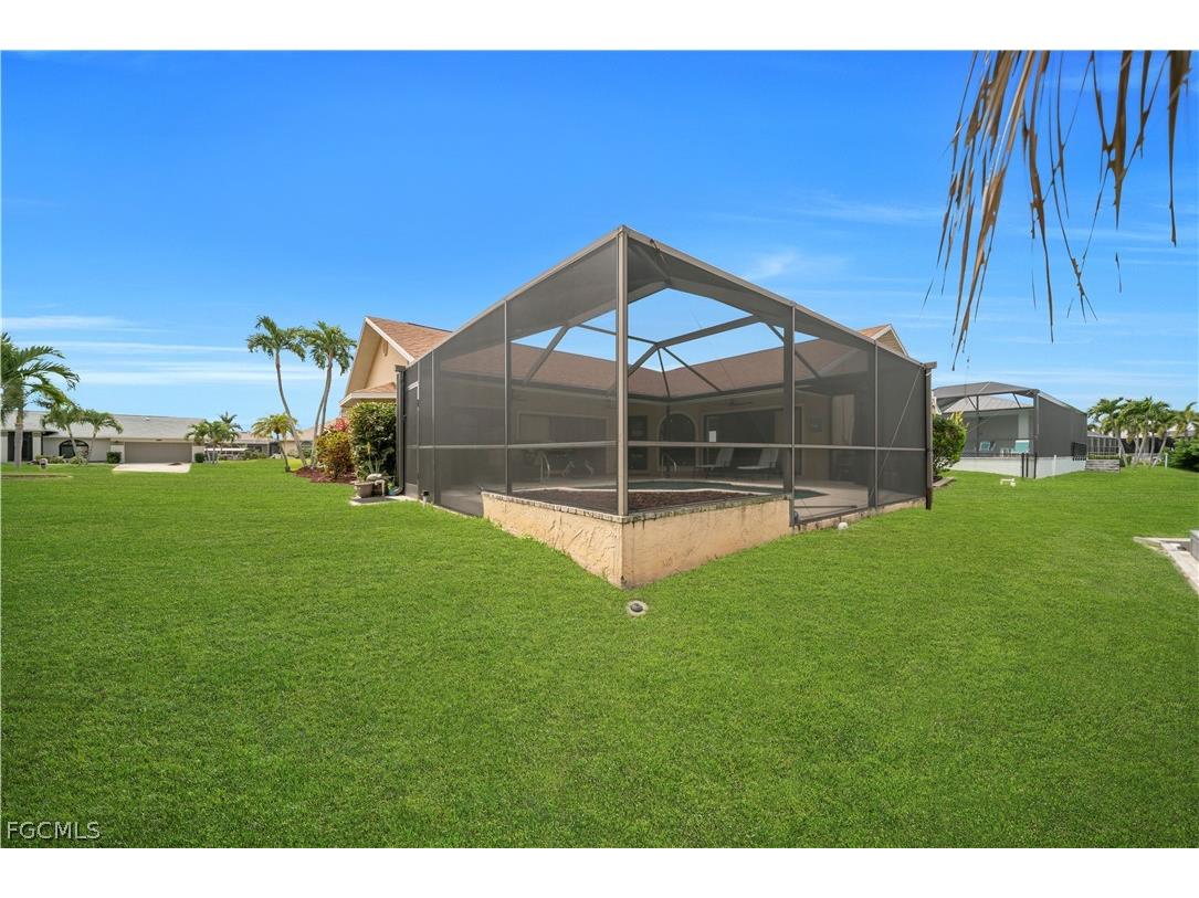 2909 SW 38th Terrace Cape Coral FL 33914 2026013501 image37