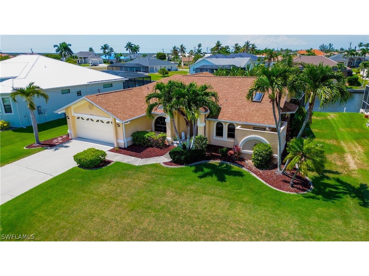 2909 SW 38th Terrace Cape Coral FL 33914 224049412 image1