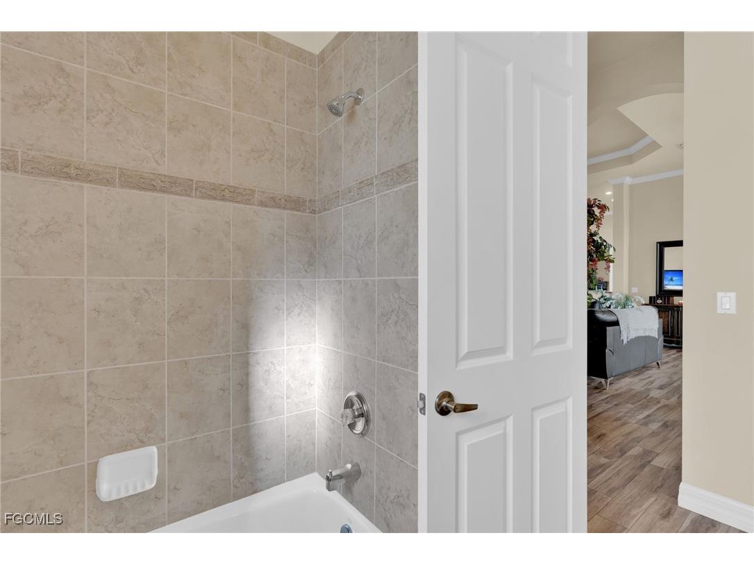 2909 SW 39th Street Cape Coral FL 33914 2025025693 image22