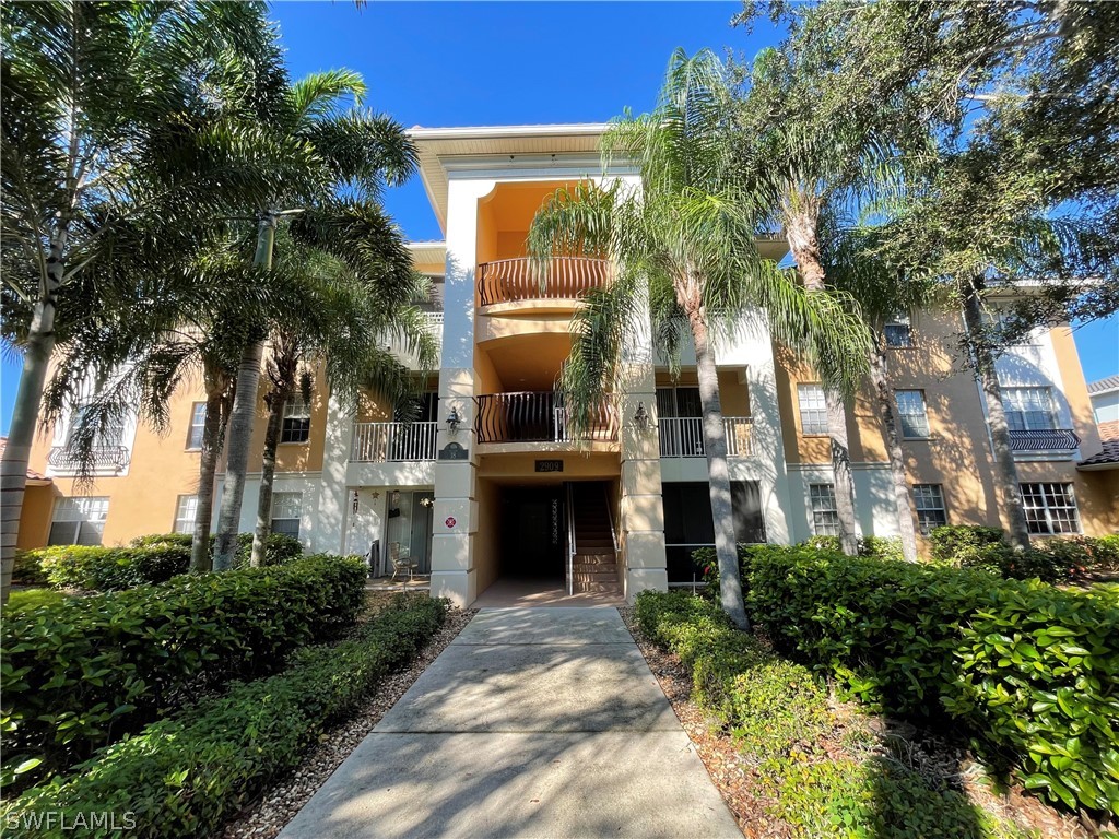 2909 Tuscan Drive #302 Cape Coral FL 33909 226011128 image1