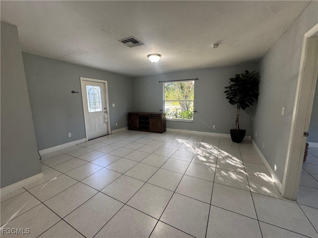 291 16th Street NE #1 Naples FL 34120 2025022278 image11