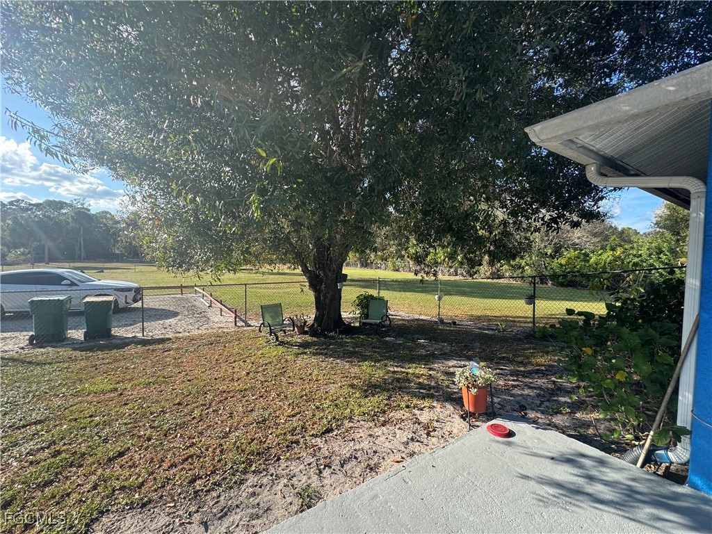 291 16th Street NE #1 Naples FL 34120 2025022278 image2