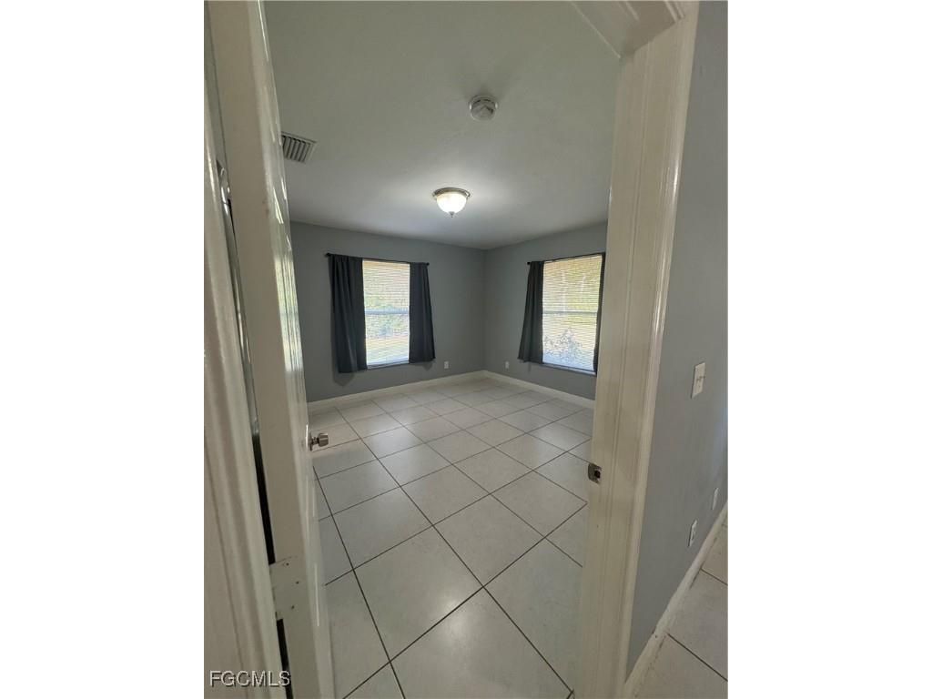 291 16th Street NE #1 Naples FL 34120 2025022278 image20