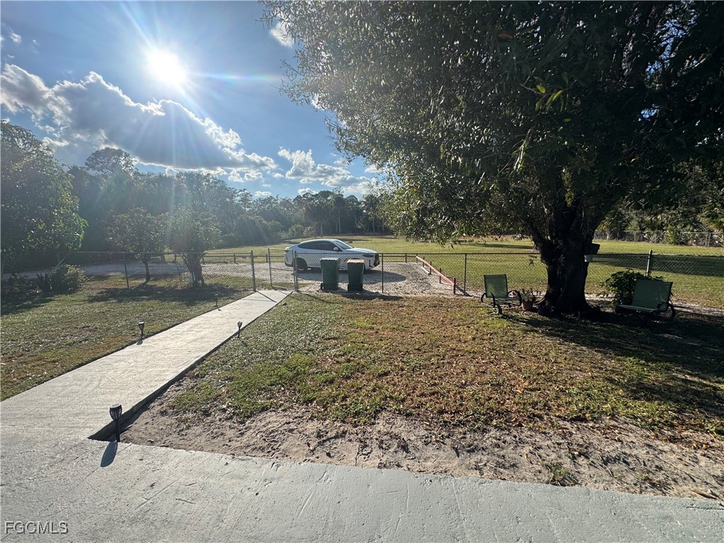 291 16th Street NE #1 Naples FL 34120 2025022278 image3