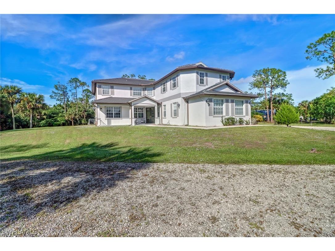 291 21st Street NW Naples FL 34120 224058460 image1