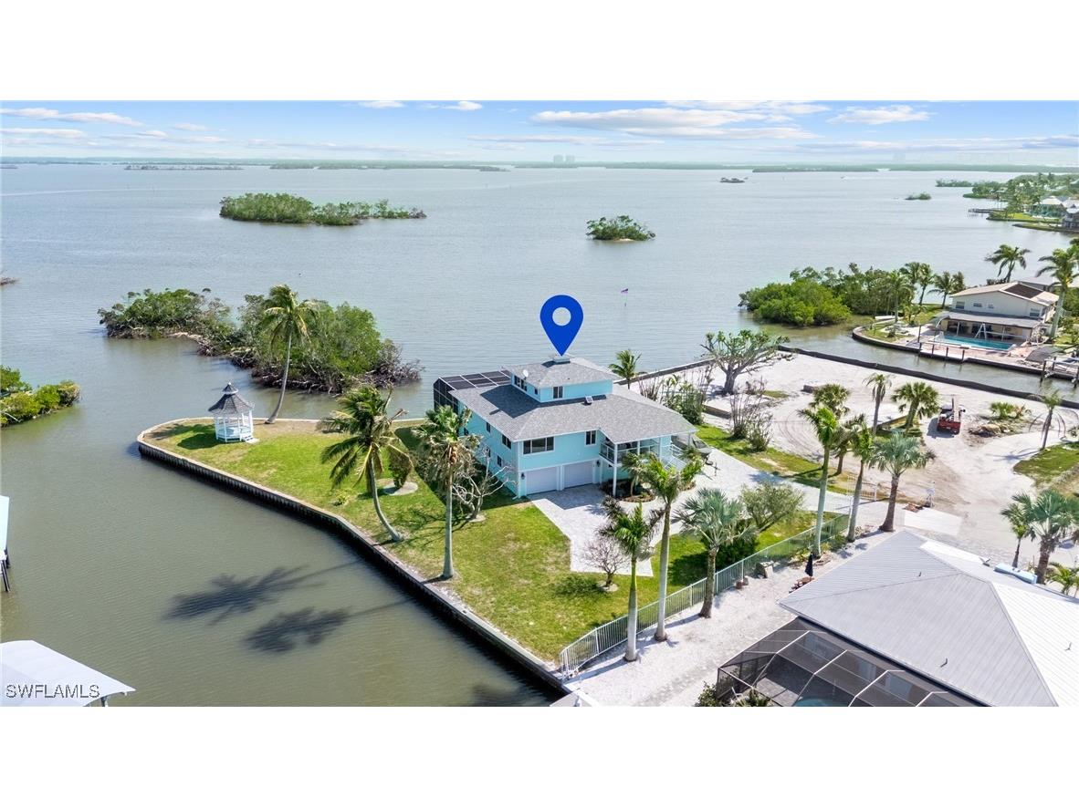 291 Flamingo Street Fort Myers Beach FL 33931 225068392 image1